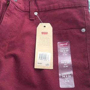 Levi’s (Never USE)